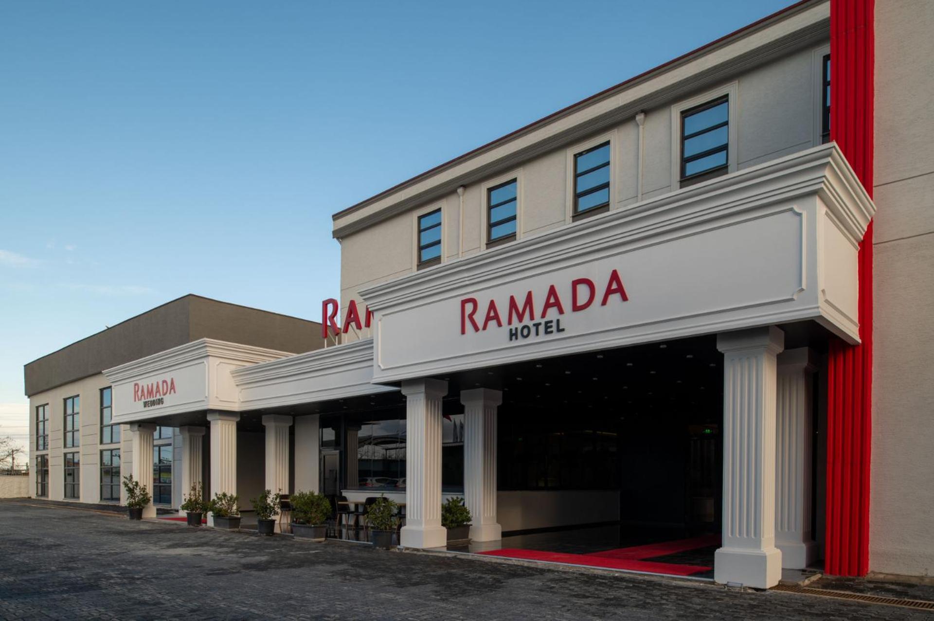 Ramada By Wyndham Karacabey Hotel Bursa Exterior photo